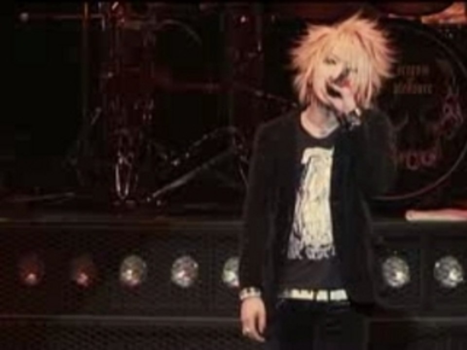 The GazettE - Kare Uta (Nameless Liberty Six Guns tour 2006)