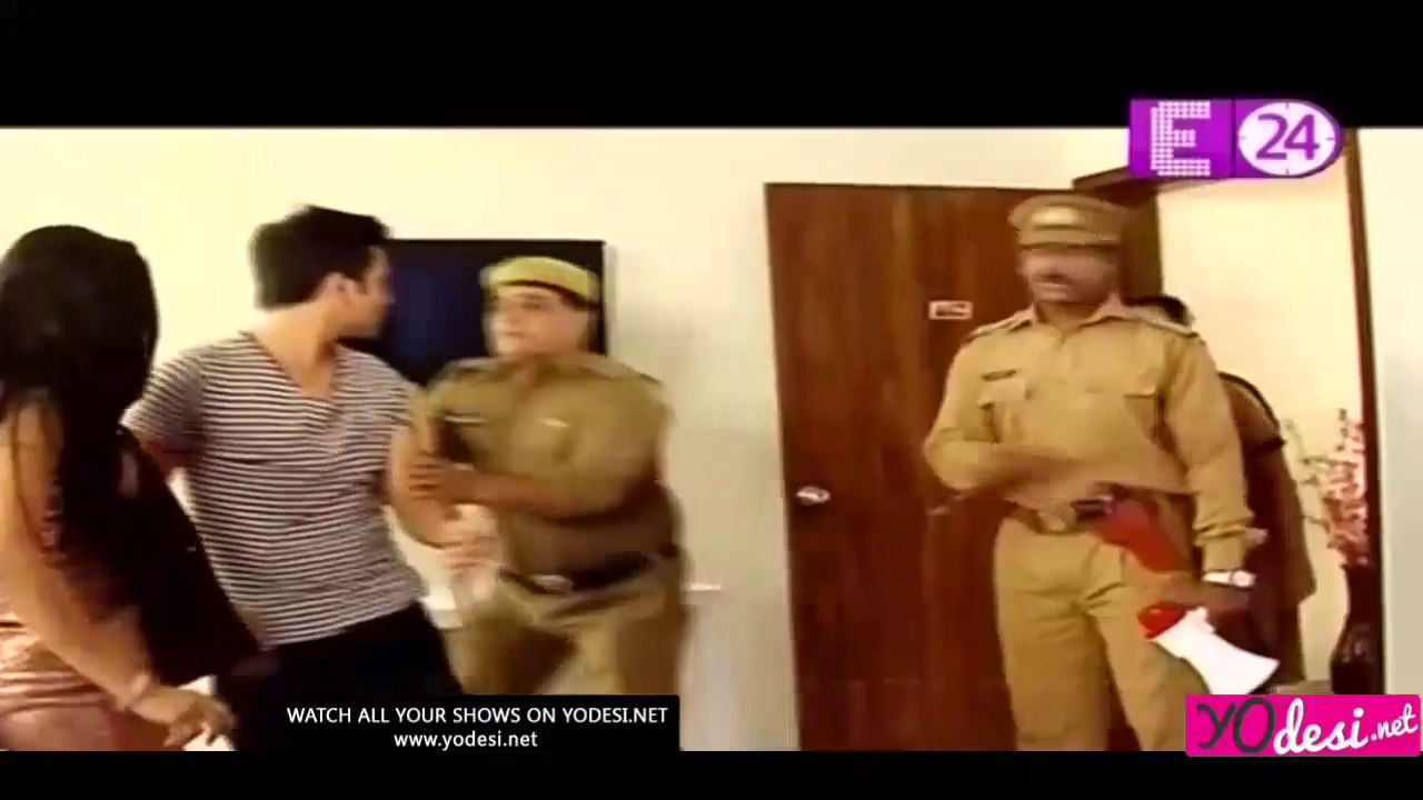 Rohan Ne Anjali Ko Bachaya -  Sasural Simar Ka 13th August 2016