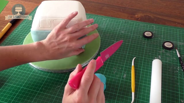 Campervan cake - Volkswagen VW camper van birthday cake