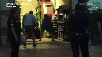 Il se retrouve nez à nez avec un énorme alligator dans son garage