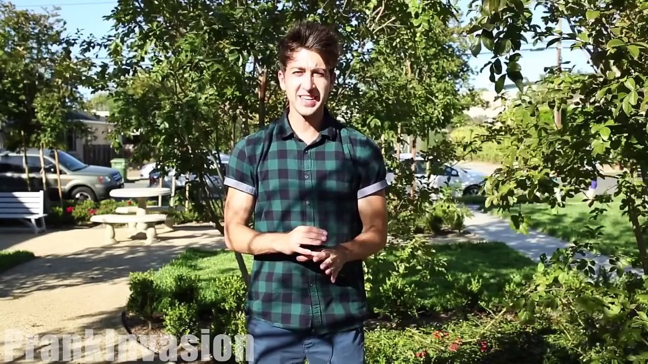 Pranks V-Top 3 Kissing Pranks (GONE SEXUAL) September 2015 OMG!!