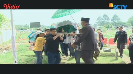 Ibunda dari Pedangdut Kristina Tutup Usia - Halo Selebriti