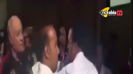 لحظة اعتداء جماهير الاهلي على مارتن يول عقب التعادل مع زيسكو