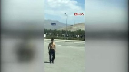 Otobüs Şoförü de Yaralandı