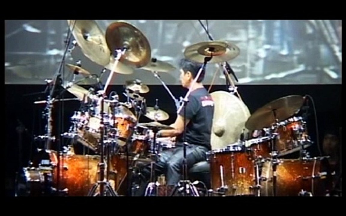 GILANG RAMADHAN part 1 - BANDUNG DRUMSDAY 2010