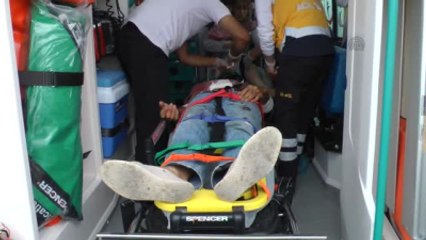 Öğretmen Çift, Yeni Görev Yerlerine Giderken Kaza Yaptı