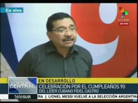 El Salvador realiza acto de celebración por cumpleaños 90 de Fidel