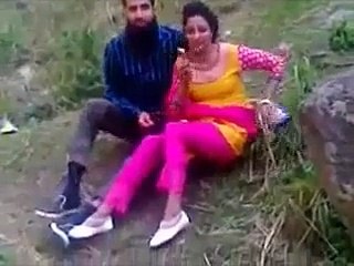 molvi with young girl naran kaghan