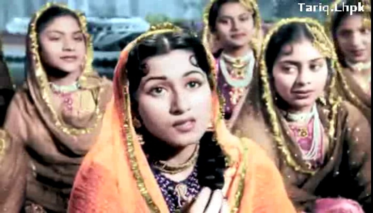 Teri mehfil mein qismat azma ker hum bi dekhen ge=1960
