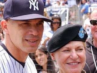 Joe Girardi gets emotional after managing A-Rod's final Yankees game