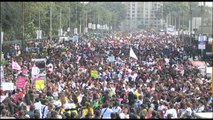 Multitudinaria marcha en Perú para rechazar la violencia contra la mujer