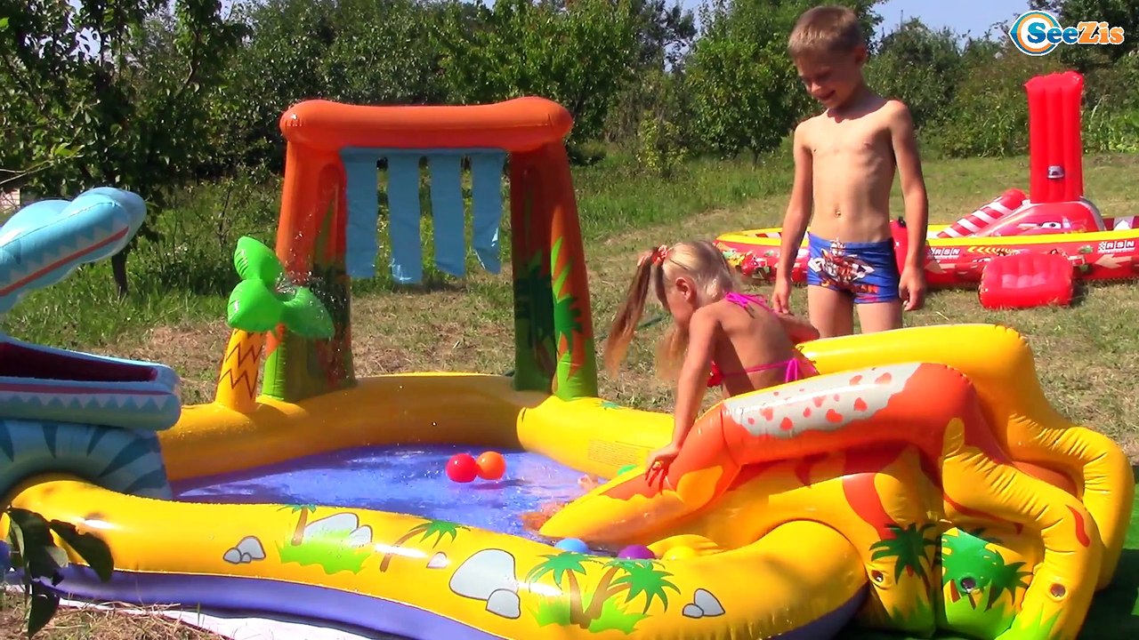 Игровой Центр "Планета Динозавров" Купаемся в бассейне Игры для Детей - Intex Dinosaur Play Center