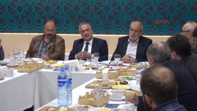 Erzurum' Atatürk Üniversitesi'ne 'Milli Görüşçü' Rektör Arşiv