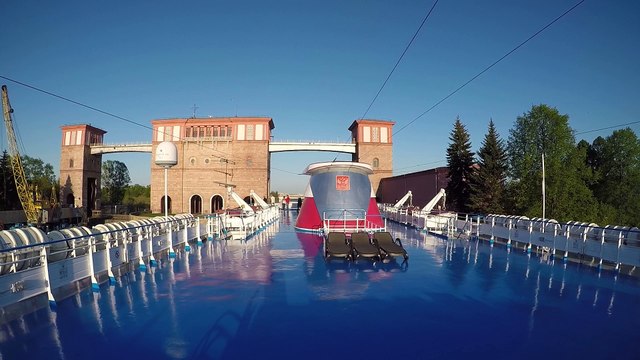 Russie : croisière Moscou / St Pétersbourg