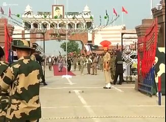 Pakistan, India exchange sweets on Independence Day