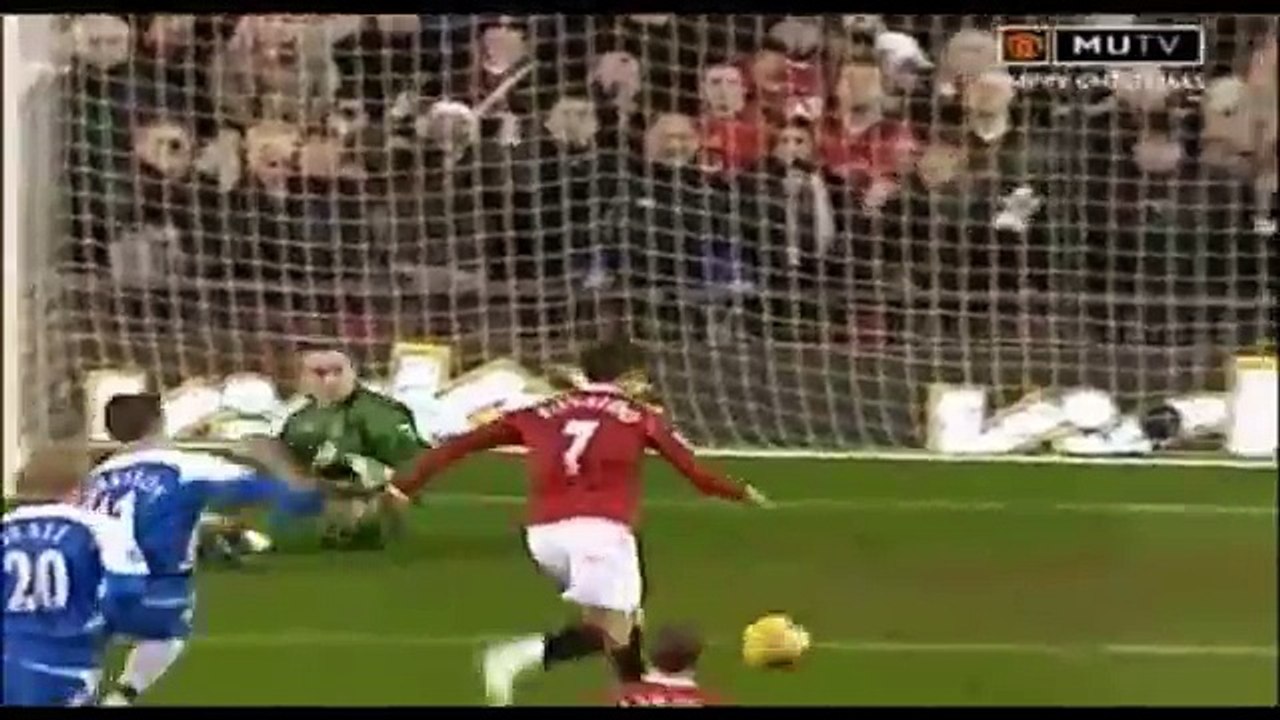Cristiano Ronaldo Vs Wigan Home 06-07