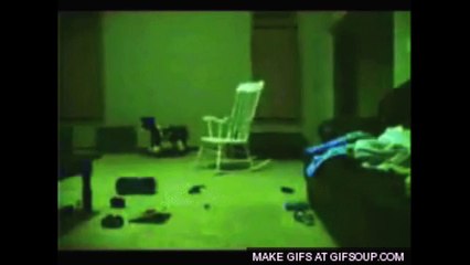 【超閲覧注意】不気味で怖い心霊・びっくりgif動画《ココロ刺激》_26xOWQ2TNKI_youtube.com