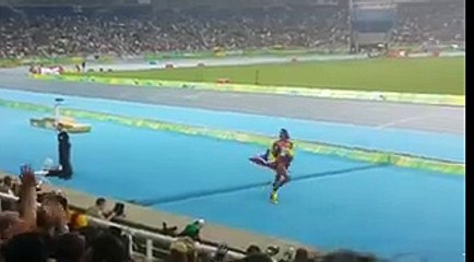 La alegria de Yulimar Rojas después de ganar