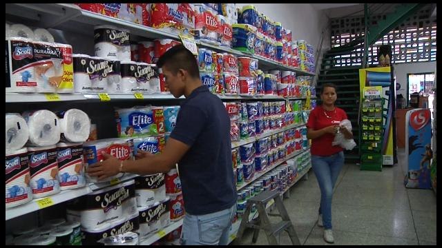 Productos básicos, la compra de venezolanos en la frontera