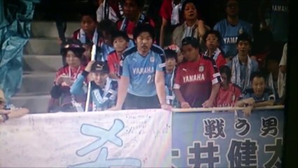 Jubilo Iwata's Fan Attacks Gamba Osaka's Fan!