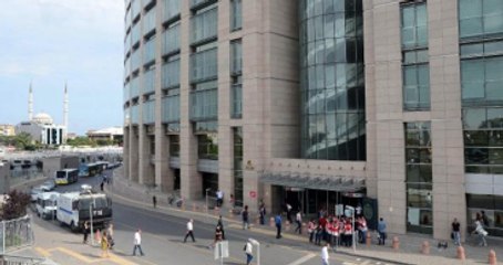 İstanbul'daki 3 Adliyeye Dev FETÖ Operasyonu! Giriş-Çıkışlar Kapatıldı