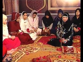 Bazm e kounain sjane k liye ap aye naat by Nighat Asma Gulzar