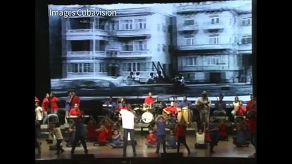 Cuba: Castro réapparait en public pour son 90e anniversaire