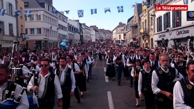 Filets Bleus. Le triomphe des sonneurs attire la foule