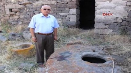 Kayseri?de Kıskançlık Cinayeti Çıldıran Kadın 2 Kardeşi Kuyuya Attı, Biri Öldü Biri Yaralı