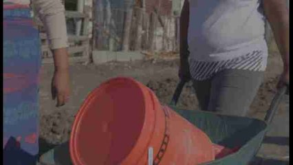 Los mineros de Marikana viven en chabolas 4 años después de la matanza