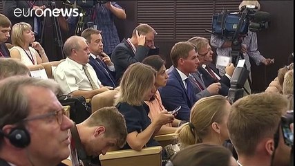 Russia and Germany hold talks on Crimea tensions