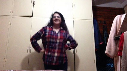 Kare bailando "Nada contra nada"