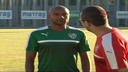 Bursaspor'un Yeni Transferi İlk İdmana Çıktı
