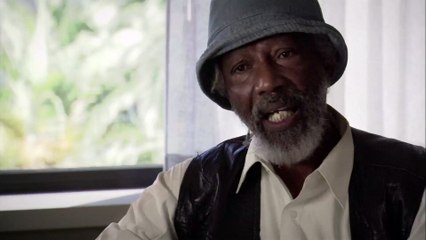 Free Angela And All Political Prisoners - Extrait (1) VOST