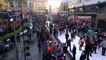 Star Trek Into Darkness - World Premiere News Wrap VO