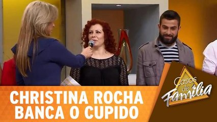 Christina Rocha banca o cupido com os convidados!
