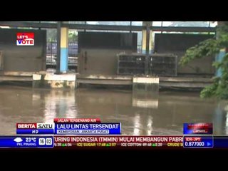 Jalan Raya Gunung Sahari Kebanjiran Hingga 30 Sentimeter