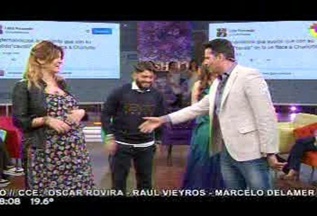 Paula en Este es el Show 4 (se ve a OLI) - 15 de Agosto