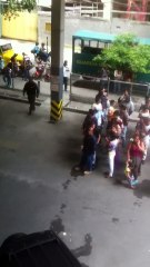 Colas al estilo militar