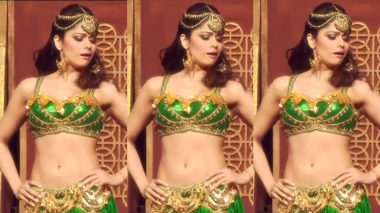 Shamita Shetty Hot Performance HD