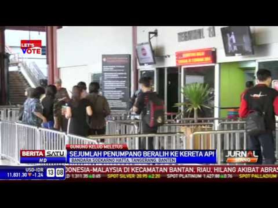 Calon Penumpang di Bandara Soekarno-Hatta Beralih ke Kereta Api