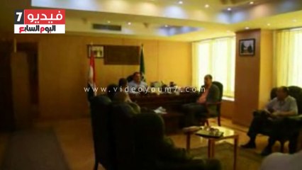محافظ الفيوم يبحث مع رؤساء المدن تحسين كفاءة الخدمات المقدمة للمواطنين
