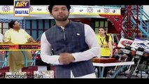 Waseem Badami Got Very Angry When Fahad Mustafa Tried to Kiss Him