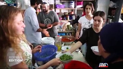 08/16: Achi Israeli lets young people experience the lives of their counterparts