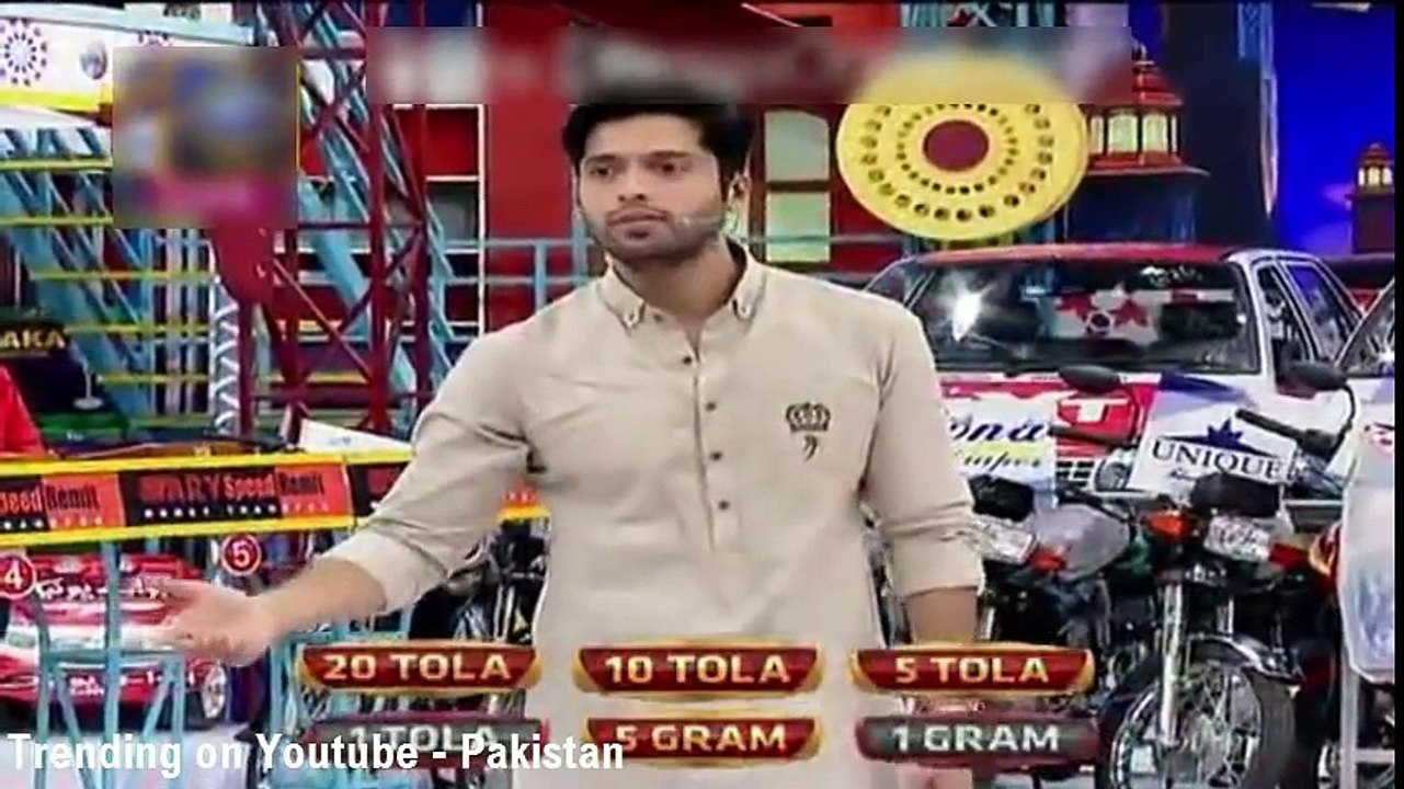Meri Biwi Ko Kyun Dekhaya Tum Logon Ne - Fahad Mustafa Gets Angry