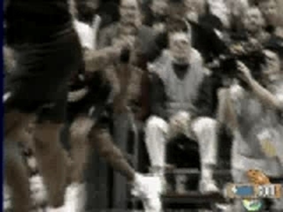 Allen Iverson - Crossover On Reggie Miller