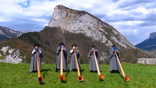 La Place du Village : Cor des Alpes à Saint-Pierre-d'Entremont