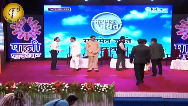 THE SATYAMEV JAYATE WATER CUP AWARDS 2016 WITH CM DEVENDRA FADNAVIS & AAMIR KHAN-02