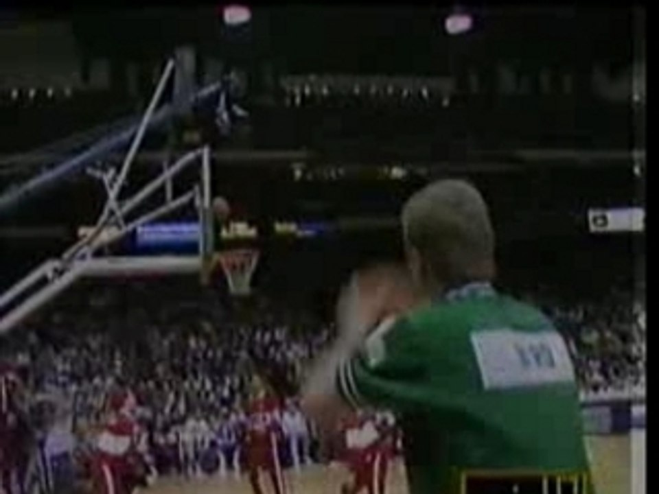 Larry Bird concours  à trois point
