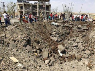 Diyarbakır'da Şehit Sayısı 8'e Yükseldi, Saldırıda 10 Ton Patlayıcı Kullanılmış